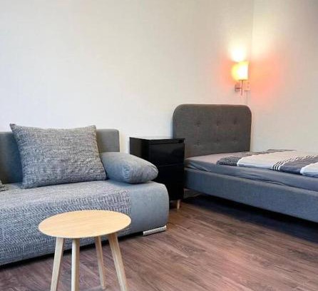 Buchholz Apartamento | 2-Schlafzimmer-Wohnung mit Parkplatz-Balkon-Küche- Garten, Nahe DUS Airport, Messe