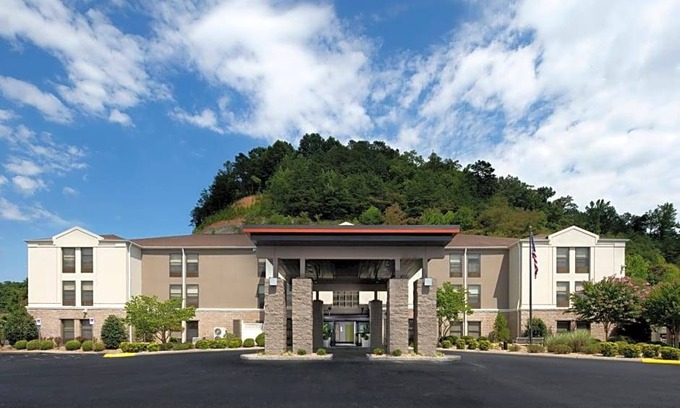 Middlesboro Hotel | Hotel de 3 estrellas ∙ Holiday Inn Express Middlesboro, an IHG Hotel