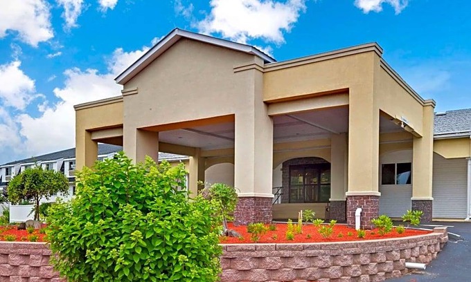 Kittery Hotel | Hotel de 2 estrellas ∙ Ramada by Wyndham Kittery