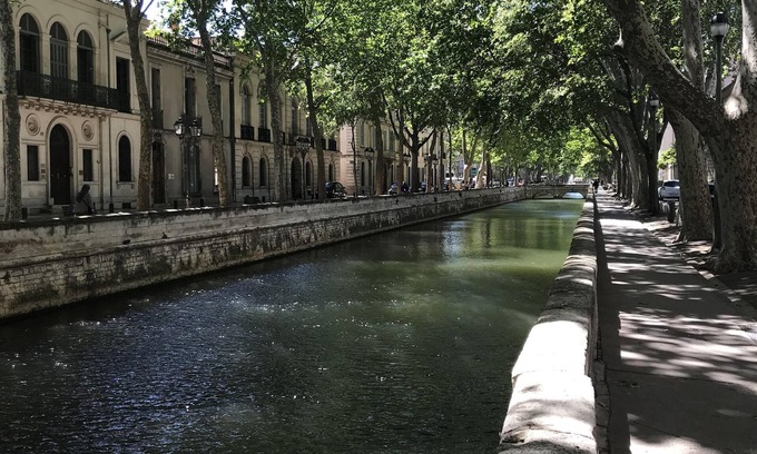 Nimes City Centre Apartamento | A 2 pasos de los jardines de la Fontaine para 4 o 6 personas.