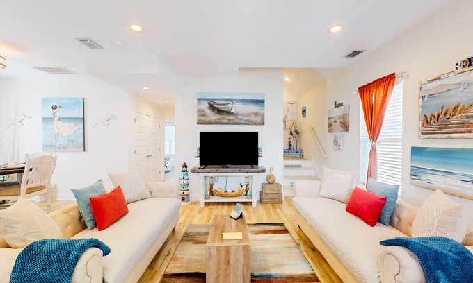 Silver Sands Casa | 2-story house near the beach with grill, washer/dryer, streaming, & central AC