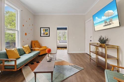 Herron Morton Casa | 2 Units Combined-5BR-2 Living Rooms - 2 Kitchens