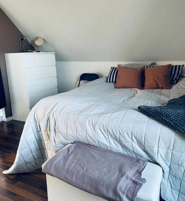 Broendy Strand Apartamento | 2 værelses unik lejlighed nær strand og med parkering