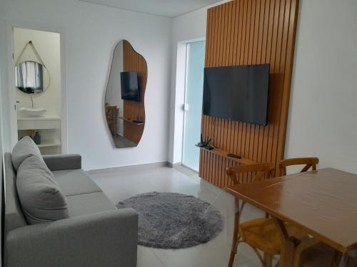 Jardim Iate Clube Apartamento | 2 vagas de estacionamento, a 7 min da praia