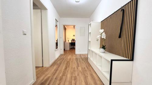 Muehlacker Apartamento | 2-Zimmer-Wohnung-Küche-Bad-Terrasse, Bahnhofsnähe