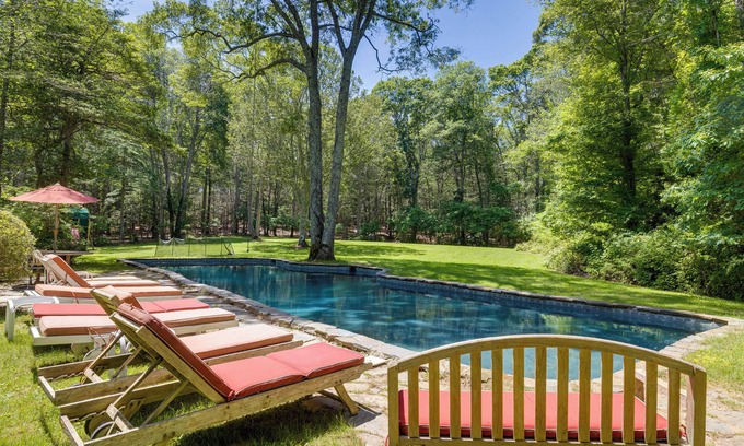 Amagansett North Casa | 20-Acre Hamptons Nature Escape w/ Hot Tub & Pool