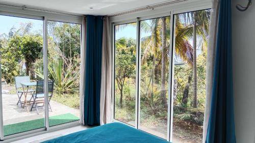 Petite-ÃŽle Cama Y Desayuno | 20 m² Bed & Breakfast ∙ 2 huéspedes