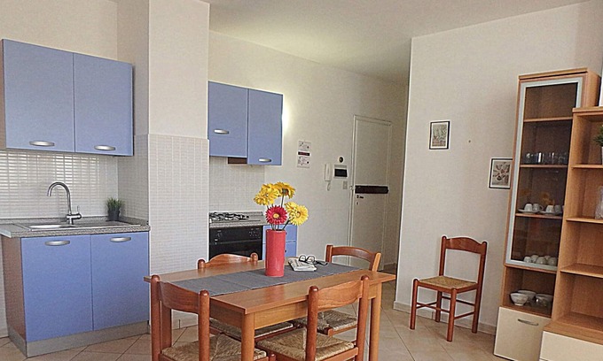 Lido di Pomposa Apartamento | A 20 metros de la playa, Gran apartamento de tres habitaciones en el centro