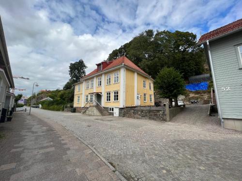 Kungalv Apartamento | 20 min till Göteborg, parkering, apartment 1