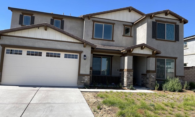 Menifee Casa | 20 Minutes from Pechanga Casino** Menifee, CA. 6 bedrooms 5 bathroom House