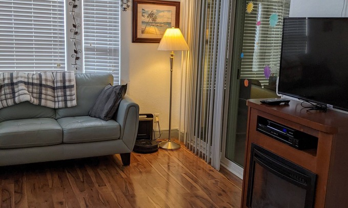 Four Corners Cabaña | 20 Minutes to Disney - Cozy Cottage