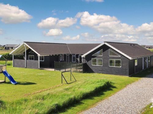 Nr. Lyngby Casa | 20 person holiday home in Løkken