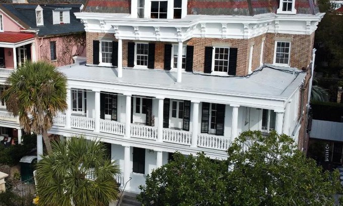 South of Broad Cama Y Desayuno | 20 South Battery