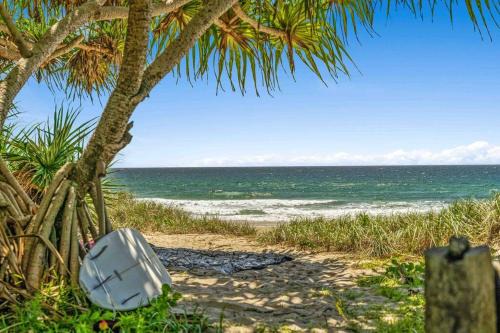 New Brighton Casa | 20 Steps - Beachfront Home - Stunning & Stylish - North of Byron