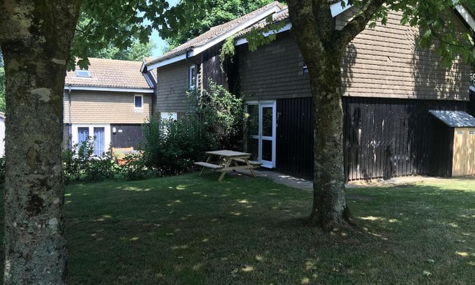 Hayle Casa | 20 Strawberry Hill cosy cottage sleeps 5