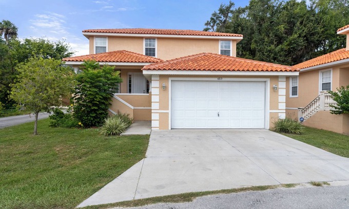 Homosassa Villa | Villa Deluxe 5br en el río Homosassa. Perfecto para festonear y observar manatíes