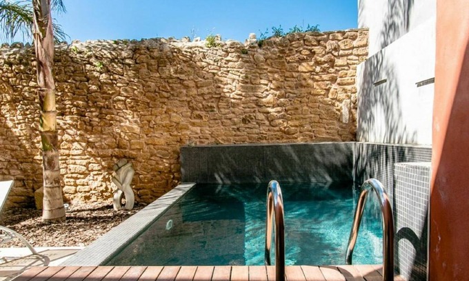 Casco antiguo de Alcudia Otro | 200 m² Alojamiento ∙ 3 habitaciones ∙ 6 huéspedes