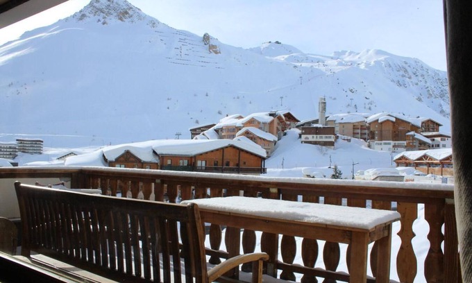 Les Almes Apartamento | 200m del centro estación, vista montaña, terraza, tv, local para esquís, 70m², Tignes