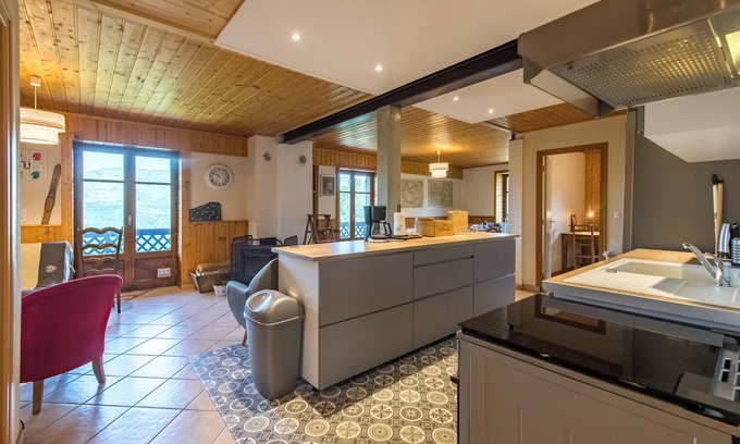 Albiez-le-Jeune Chalet De Esquí | 200m² chalet for 14 people with a panoramic view of the valley