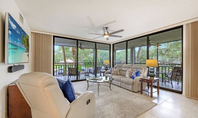 Bonita Bay Condominio | 201 Bonita Bay Condo