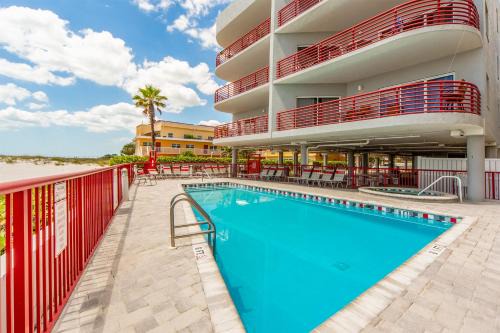 Madeira Beach Casa | 201 Crimson Condos