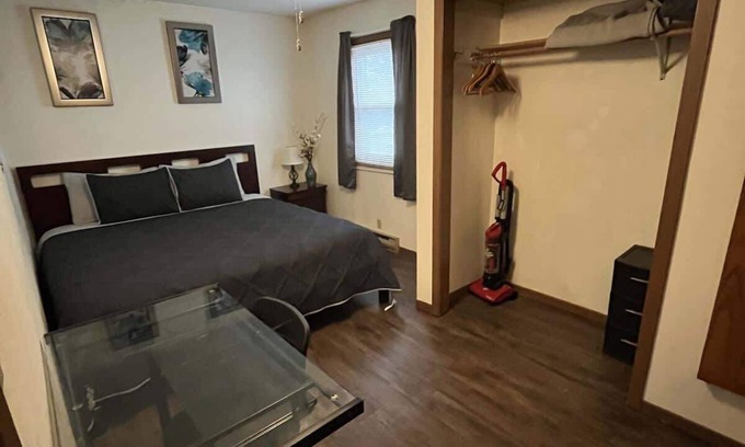 Tomah Apartamento | 201 E Veterans St Apt A by Patriot Properties