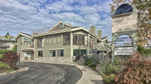 Charlevoix Casa | 201 Pointes North Inn