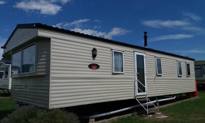 Clacton-on-Sea Casa | 2013 Willerby Sunset Static Caravan Holiday Home