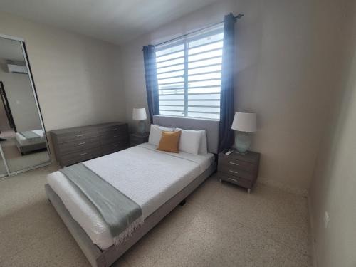 Ocean Park Apartamento | 2019 Cacique by Stay with Bear