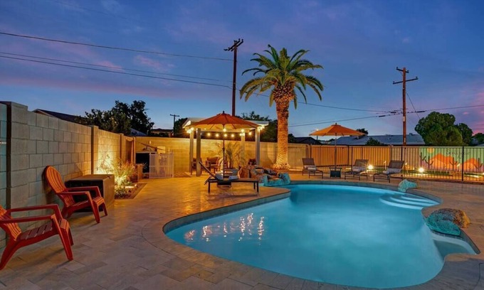 New Papago Parkway Casa | 2024: Summer Oasis - Massive!