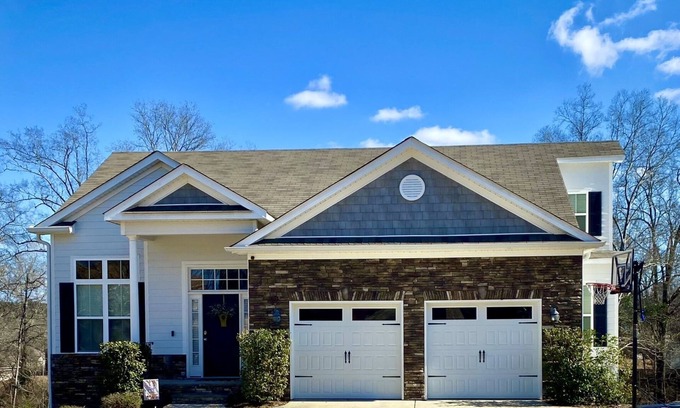 Evans Casa | 2026 Master’s Rental, 3 Story with pool—Just 12 Miles from the Augusta National