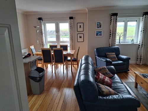 Westport Apartamento | 203 Harbour Mill
