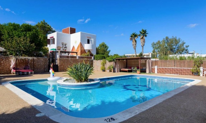 San Antonio Bay Villa | 205 m² Villa ∙ 5 habitaciones ∙ 10 personas