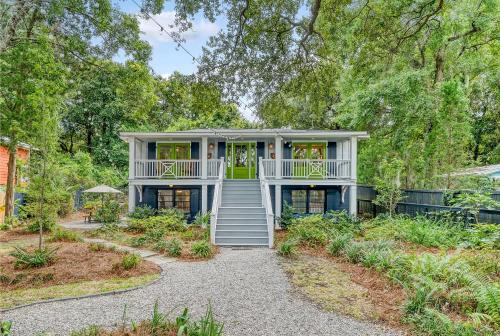 Folly Beach Casa | 209 W Indian Cabin By The Sea