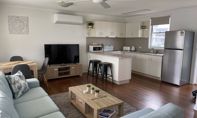 Tuncurry Casa | 21 Beach Street