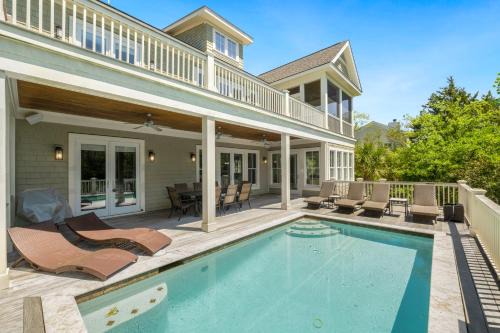 Vanderhorst Plantation Casa | 21 Bufflehead Drive by Akers Ellis Rentals