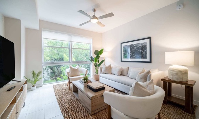 Glenvar Heights Apartamento | #211 - Tucker Dadeland