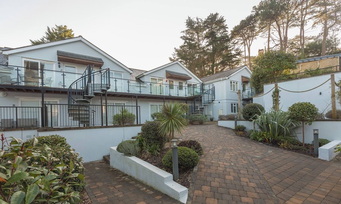 Salcombe Cabaña | 22 BOLT HEAD, family friendly, country holiday cottage in Salcombe