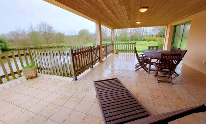 Saint-Mars-sur-la-Futaie Casa | 220 m² Casa ∙ 3 habitaciones ∙ 6 personas