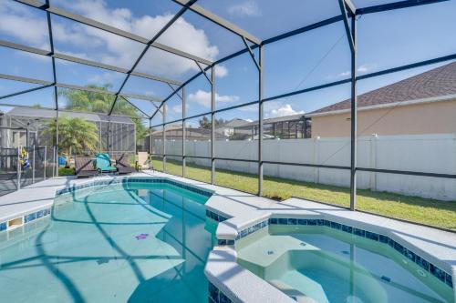 Kissimmee Casa | 22 Mi to Disney Kissimmee Home with Pool and Hot Tub