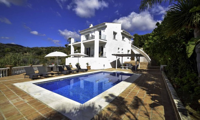 Urbanización el Rosario Villa | 220 m² Villa ∙ 4 habitaciones ∙ 8 huéspedes