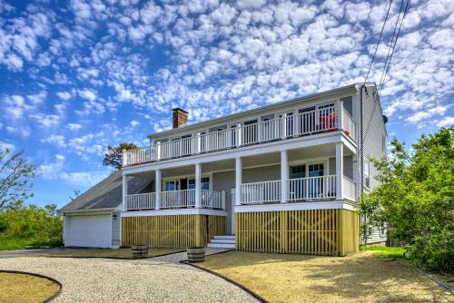 Sagamore Beach Casa | 220 Phillips Road Sandwich - The Cape Angel