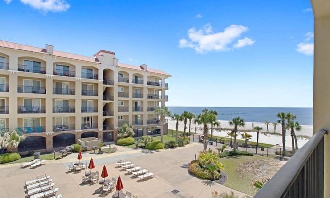 Henderson Point Condominio | #222 Gorgeous 2 bedroom unit