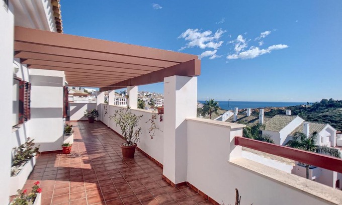 San Roque Apartamento | 2253-Amazing penthouse, huge terrace, golf view
