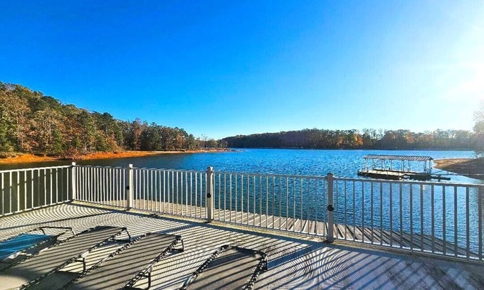 Anderson Casa | 228 Lakeland