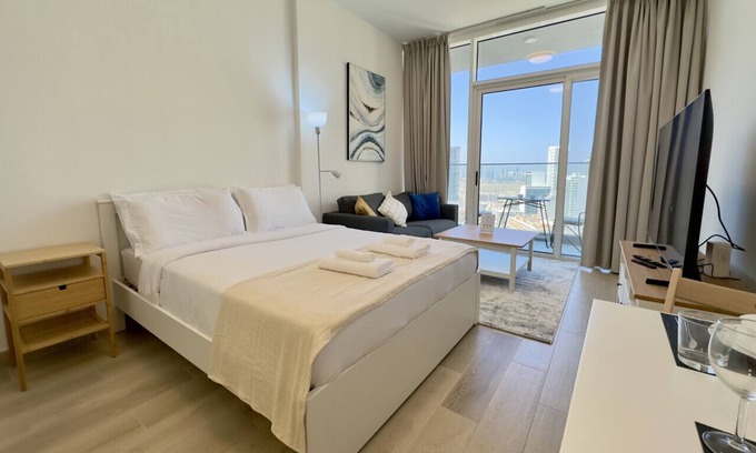 Madinat Zayed Apartamento | 2309 Bloom Heights B