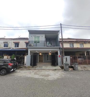 Kemayan Square Casa | 232 Permai Duyung Family Gathering