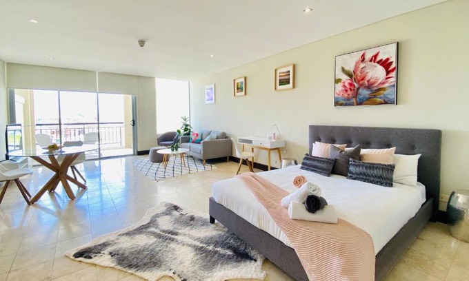 Casuarina Apartamento | 237 Santai - Second floor studio by uHoliday