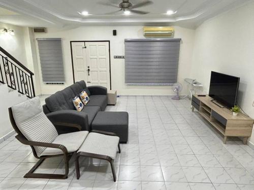 Kampung Kayu Ara Casa | 239 S2 # U Homestay