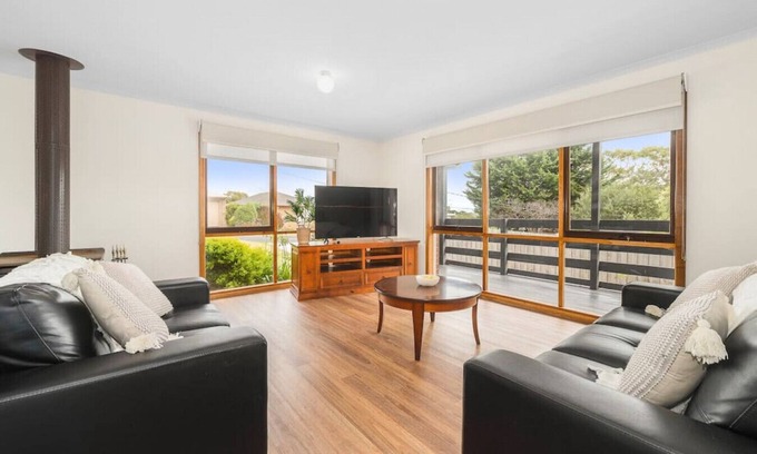Capel Sound Casa | 24 Coleman Crescent Capel Sound · Once Upon a Tide